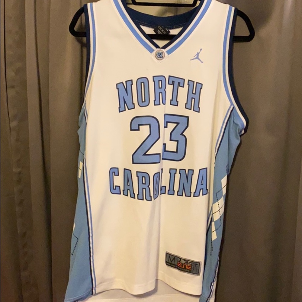 COPY - Michael Jordan North Carolina Jersey